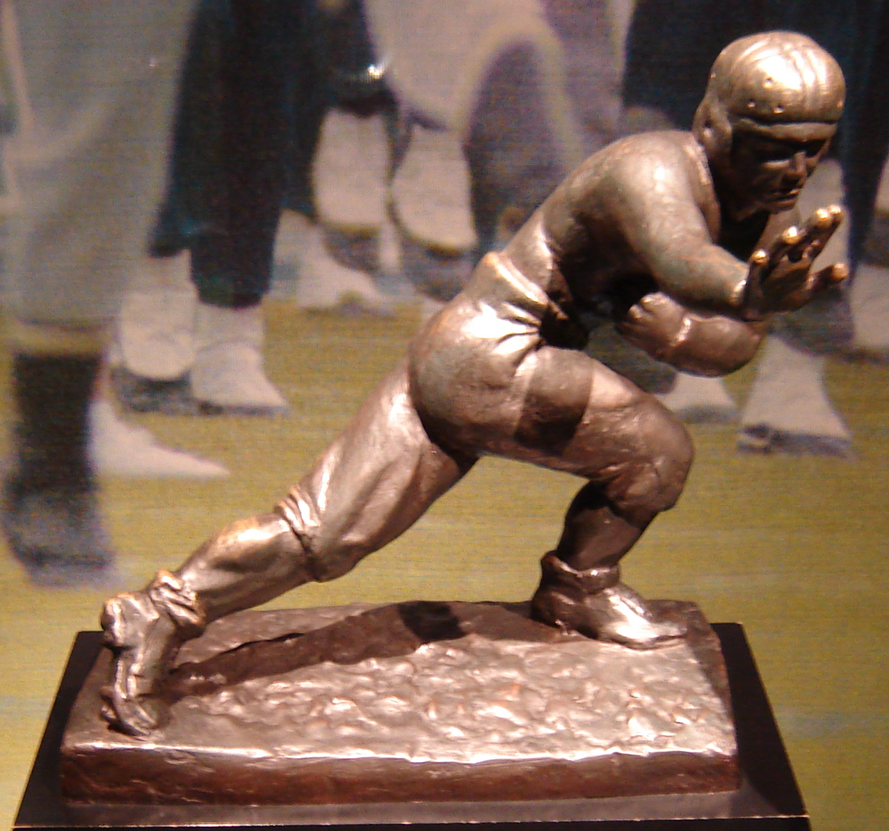 cappelletti_heisman_trophy_crop_1